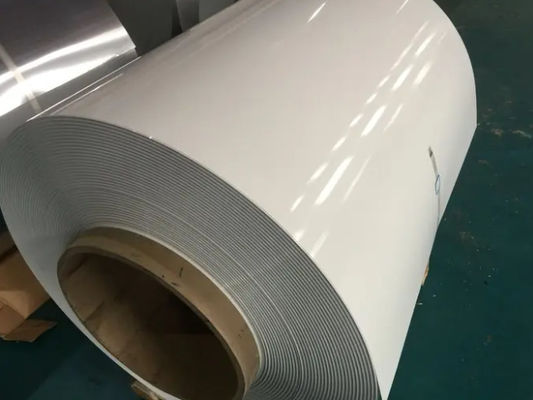 0.55mm ضخامت آلیاژ3105 H24 24 گج طلاء آلومینیومی با رنگ PVDF برای پوشش حیاط