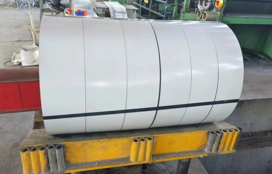 آلیاژ 3003 1.00mm ضخامت نوار آلومینیوم پیش رنگ شده رنگ سفید درخشان و رنگ آلومینیوم استفاده می شود برای ساخت نامه کانال