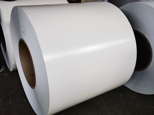 AA3105 0.76mm x 1219mm رنگ سفید درخشان رنگ PE رنگ آلومینیومی پیش رنگ شده استفاده شده برای ساخت درب رولر شاتر