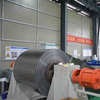 PVDF دو بار رنگ آلیمونیوم کویل 0.7mm ضخامت AA 3105 مورد استفاده برای سیستم Gutter