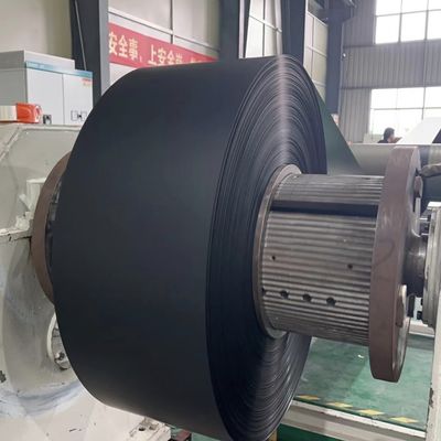 سیاه 0.6mm رنگ رنگ پوشیده آلومینیوم کویل برای جریان خط کمربند حامل