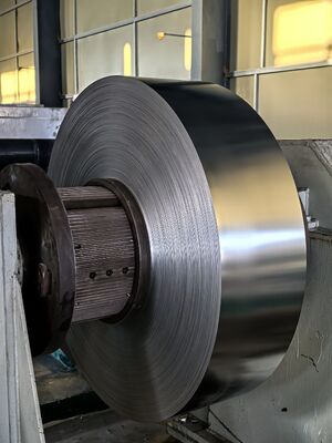 ورق آلومینیومی برای کلاهک‌های کنسرو مواد غذایی آلیاژی 8011 H34 کلاف آلومینیومی رنگ‌شده با غلتک به ضخامت 0.23 میلی‌متر مناسب برای درب‌های فلزی